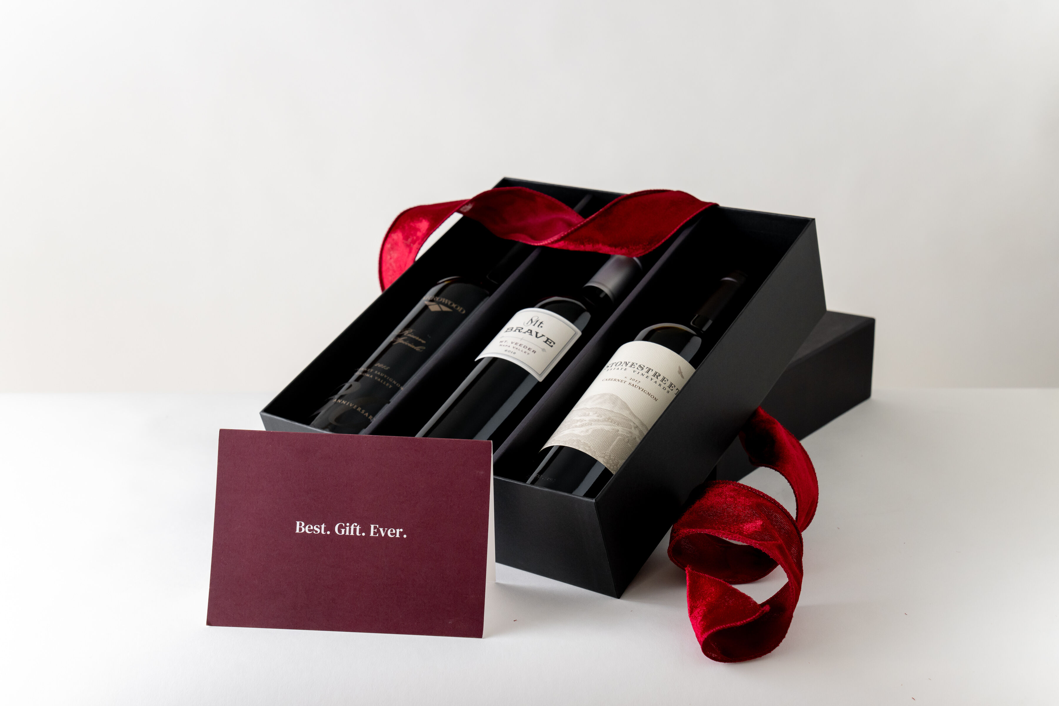 Gift set of wines in box with a bow